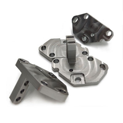Làm bóng thép CNC phần gia công chính xác cao 0.1mm dung sai
