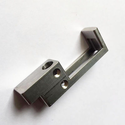 Xoay xay CNC Máy gia công Titanium Phần bọc mịn mịn