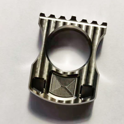OEM CNC Machining Titanium Chiếc vỏ bọc mịn mịn mài